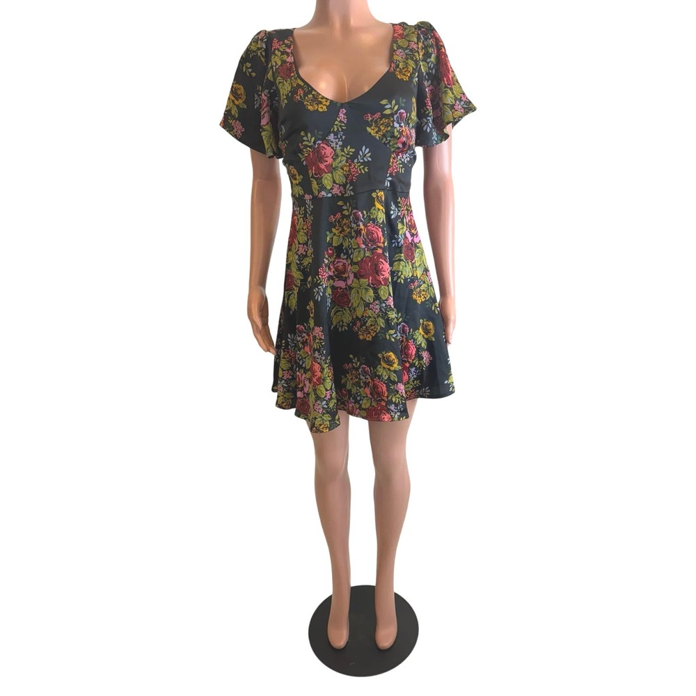 Likely Short Sleeve V-Neck Women Mini Dress Size 4 Floral Rose Print Black Boho